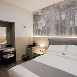 Casa Mirabilia 4*
