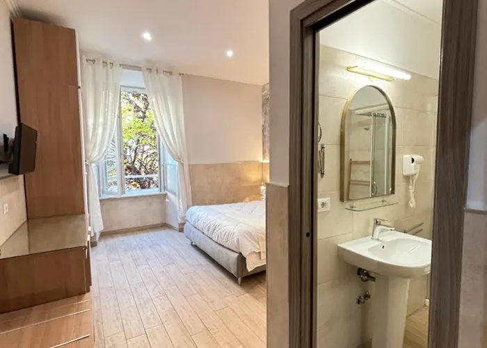 Casa Mirabilia 4* Рим